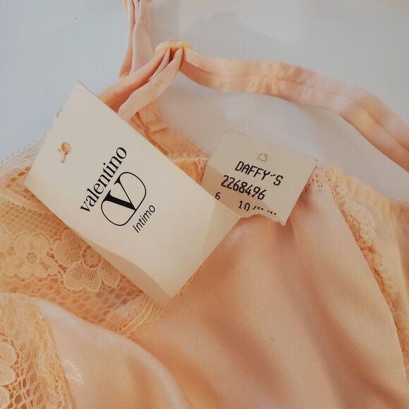 Vtg Valentino Intimo Bra 36D pink/peach Lace Underwire NWT 02710 front close - Picture 5 of 8